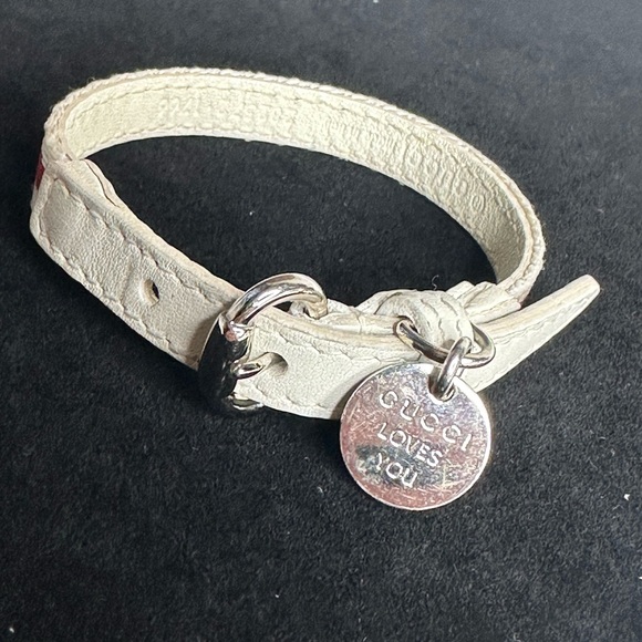 Gucci Limited Edition “Gucci Loves You” Bracelet With Box, Ribbon, & Envelope - Picture 10 of 16